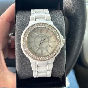 White Band Gossip Quartz watch